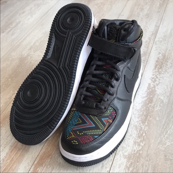 NWT Nike Air Force 1 QS Tribal Print black - Picture 3 of 8